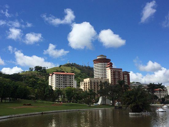 Praça Adhemar de Barros